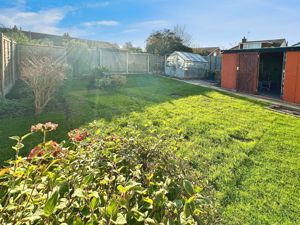 Red Barn Road - click for photo gallery